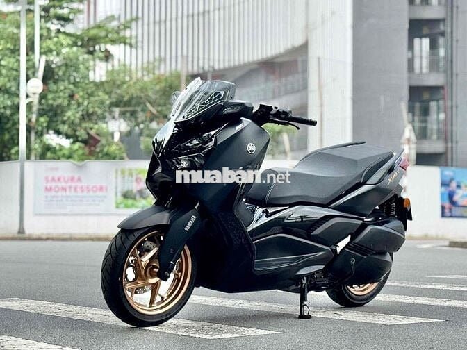 Yamaha Xmax 300 2024