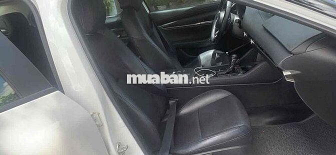 Mazda 3 2023 1.5L Luxury - 24000 km 1 chủ