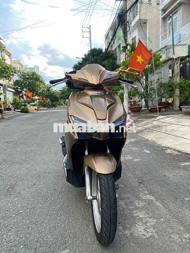 xe 1 chủ đứng ký bán sang tên,biển số tp.