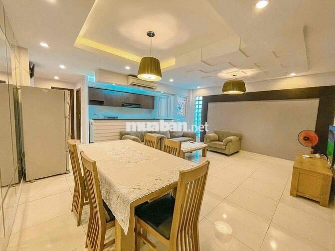 Căn hộ 110m2 2PN ban công phòng khách lớn Tân Bình