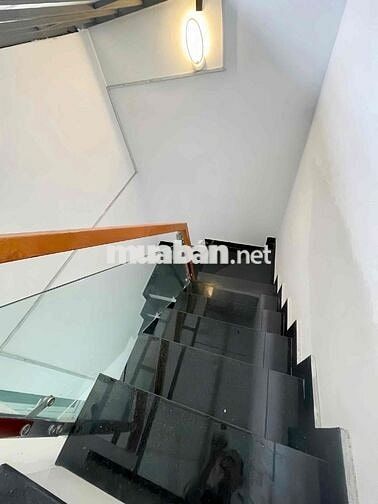 Nhà bán ngay Tân kỳ Tân quý -DT;3,5x8- đúc 3 tầng- đường 6m- Chủ 3.xtỷ