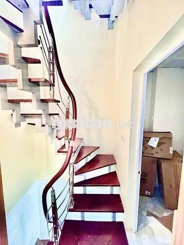 TRUNG TÂM ĐỐNG ĐA - GẦN PHỐ - 18m2 x 4TẦNG - GIÁ 4.8TỶ