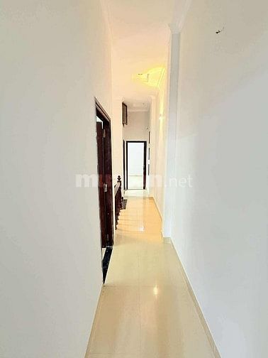 4x16 HXH HOÀ BÌNH giáp Q11 ngay CV Đầm Sen