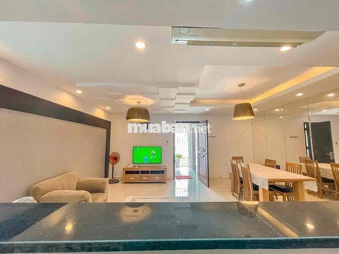 Căn hộ 110m2 2PN ban công phòng khách lớn Tân Bình