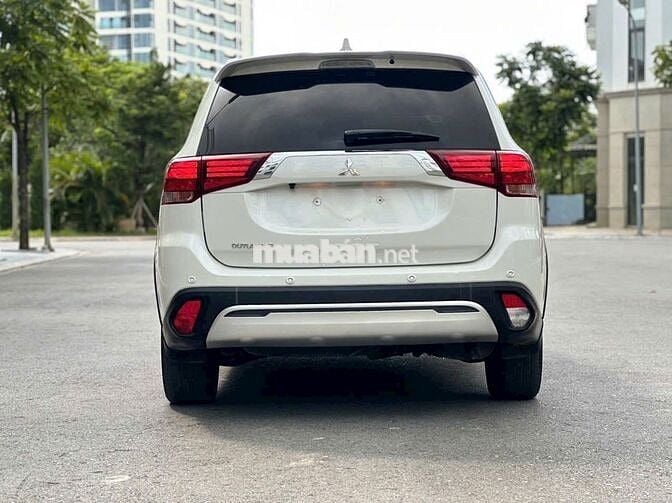 Outlander 2.0 CVT Premium sx 2021