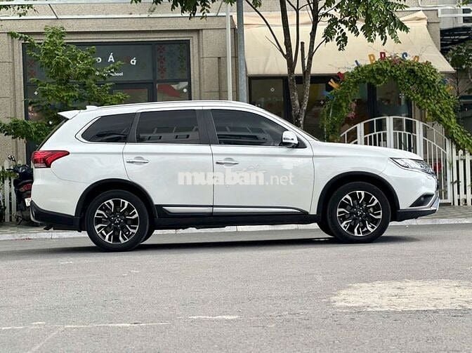 Outlander 2.0 CVT Premium sx 2021