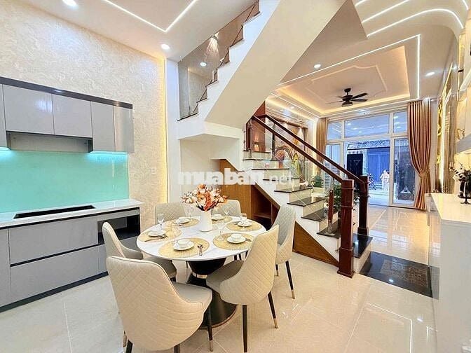 Nhà 3 lầu 4x15 Thạnh Lộc 13 đường xe hơi