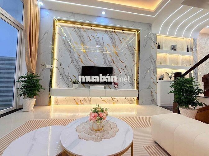Nhà 3 lầu 4x15 Thạnh Lộc 13 đường xe hơi