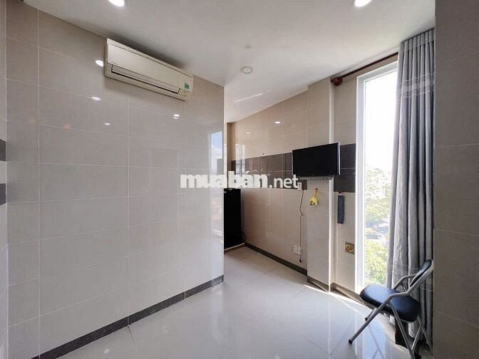 🎁Căn Hộ Quận 4 VIEW Cực Hiếm _ Có Kính Phòng Ngủ Và Cửa Sổ Phòng Bếp