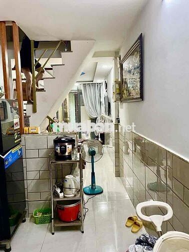 NI SƯ Quỳnh Liên - hẻm thông(nở hậu) - Nhà 2 tầng -3x10- Giá 3.xTy