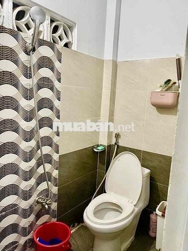 NI SƯ Quỳnh Liên - hẻm thông(nở hậu) - Nhà 2 tầng -3x10- Giá 3.xTy