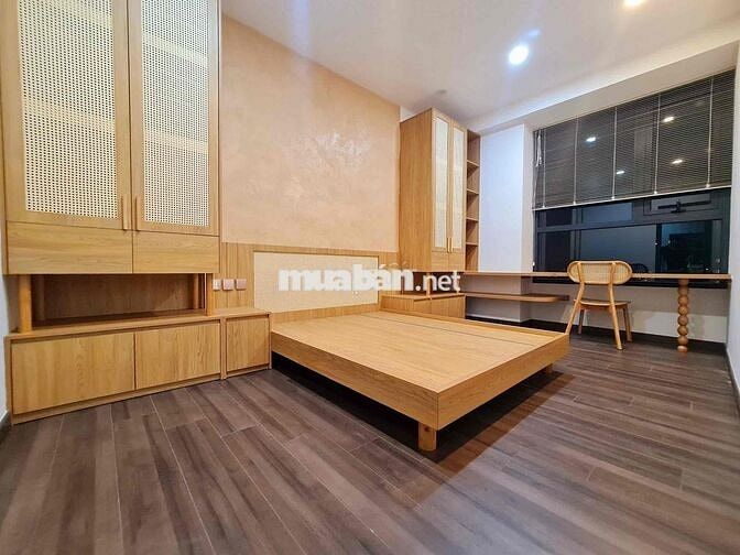 CĂN HỘ NỘI THẤT ĐẸP, CỬA SỔ LỚN, 2PN2WC THÔNG THOÁNG, VỊ TRÍ TRUNG TÂM