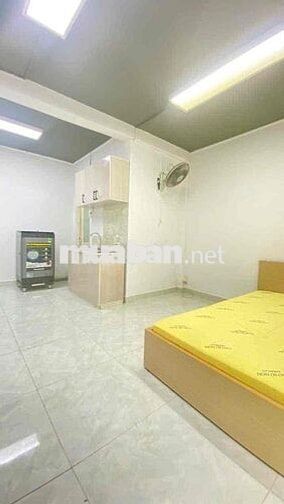 cho thuê căn hộ bancol full nội thất mặt tiền đường phan văn hân