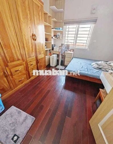 CHÍNH CHỦ BÁN GẤP NHÀ TẬP THỂ LIỄU GIAI, NGỌC KHÁNH, SỔ TO, SD 85M, 3N