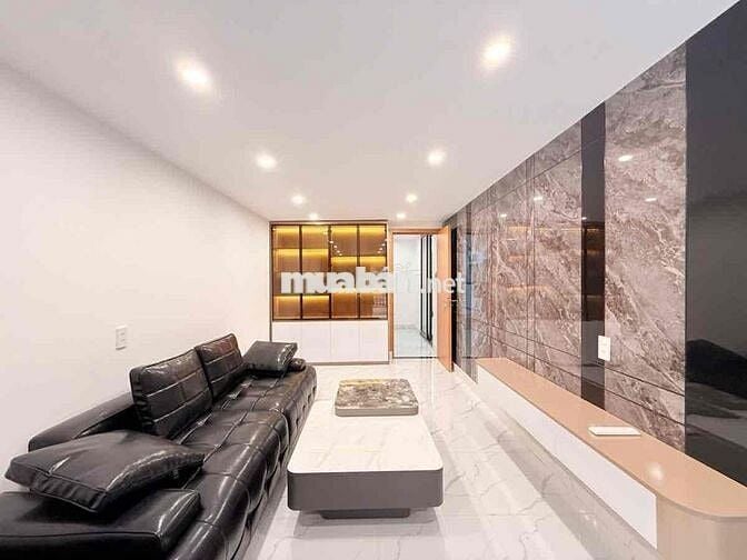 Tập thể 150m2 phố Đào Tấn nhà đẹp lô góc 3 ngủ 3 thoáng sổ đỏ gần cv