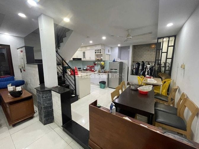 BÁN NHÀ 1 TRỆT 1 LẦU PHƯỜNG PLB Q9. TPHCM