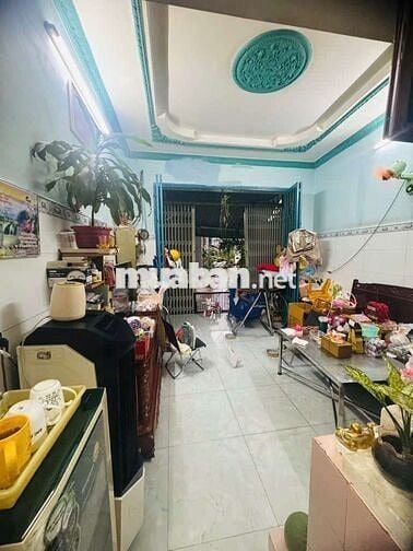 Bán nhà hẻm Phạm Văn Chí, 32m2 ngang 4m, chỉ 3,2 tỷ