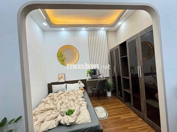 Studio Nội Thất Cao Cấp Mới Keng Ngay Trung Tâm
