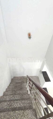 CHO THUÊ NHÀ NHIỀU TẦM GIÁ .P .15.Q8. P .phú Định )