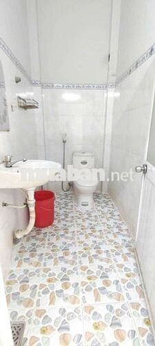 CHO THUÊ NHÀ NHIỀU TẦM GIÁ .P .15.Q8. P .phú Định )