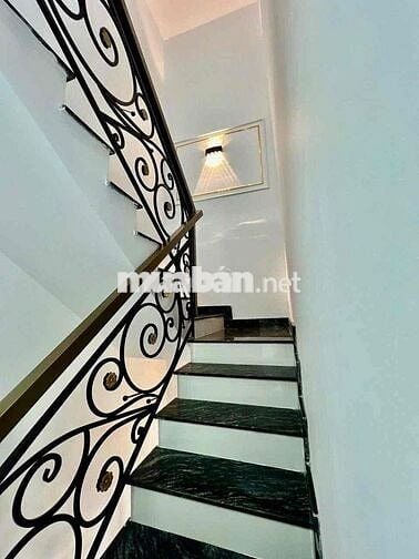 Bán Nhà Quận 7, Huỳnh Tấn Phát, Phú Thuận, 50m2, 6 tỷ 9