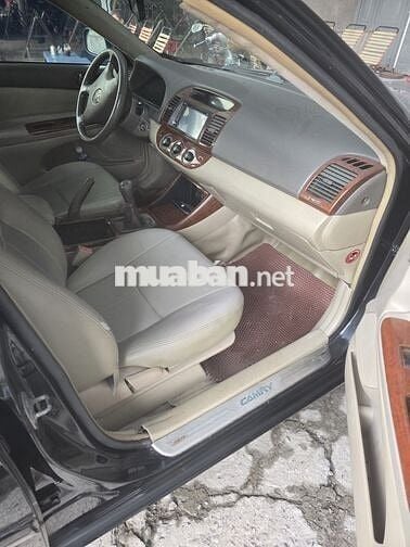 Toyota Camry 2003 2.4G 2003 - 300 km