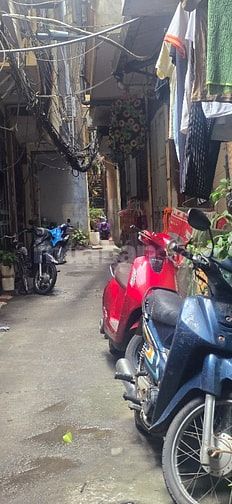 CHUYỂN CÔNG TÁC TÔI CẦN BÁN NHÀ THỤY KHUÊ 50M RA PHỐ  4 CHỖ ĐỖ CỔNG  
