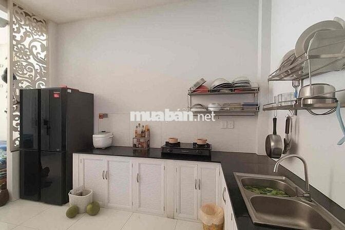BÌNH TÂN – NHÀ C4 96M2 HẺM XE HƠI NGAY TÊN LỬA 5.8 TỶ