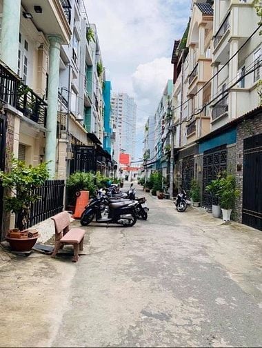 Nhà HXH đường số 2(Mã Lò) dt 4x13m nhà 3.5 tấm giá 5.4 tỷ 