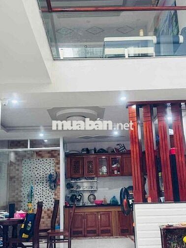 Chính Chủ bán gấp nhà Bình Tân giá cực mềm