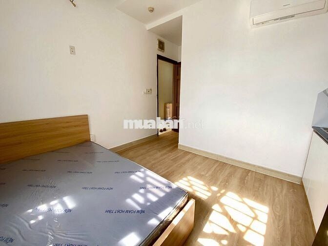 STUDIO FULL NỘI THẤT CỬA SỔ TRỜI