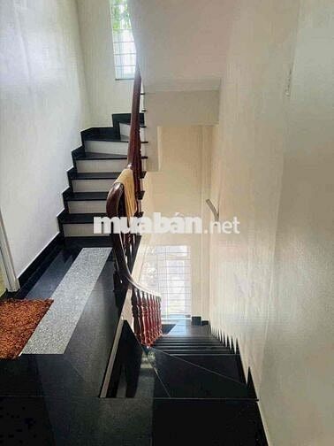Chính Chủ bán gấp nhà Bình Tân giá cực mềm