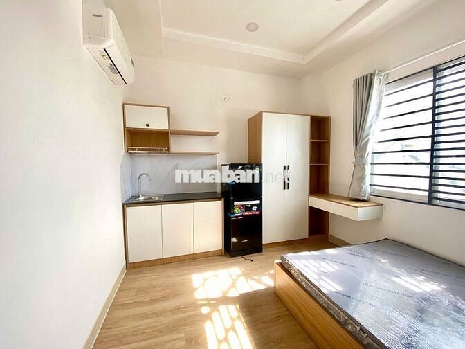 STUDIO FULL NỘI THẤT CỬA SỔ TRỜI