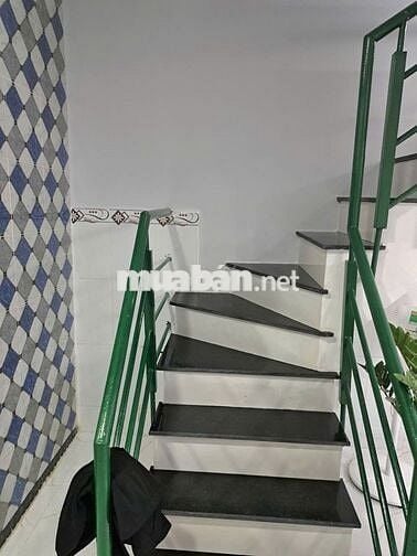 nhà hẻm oto 2 tâm 4p ngủ lê văn lương q7