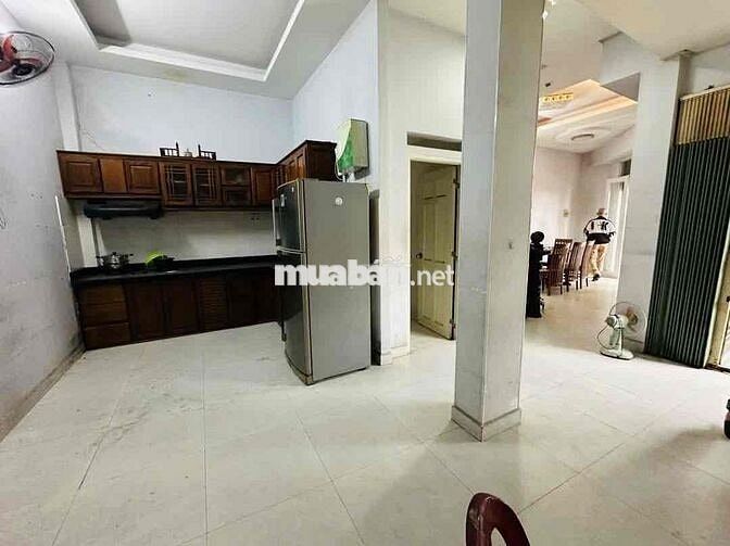 CHO THUÊ NHÀ 2MT FULL NT ĐS4 HIỆP BÌNH PHƯỚC ĐỐI DIỆN VẠN PHÚC CITY