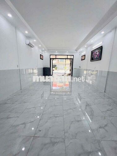 Cho thuê nhà trệt mặt tiền đường Trần Văn Trà KDC Hưng Phú