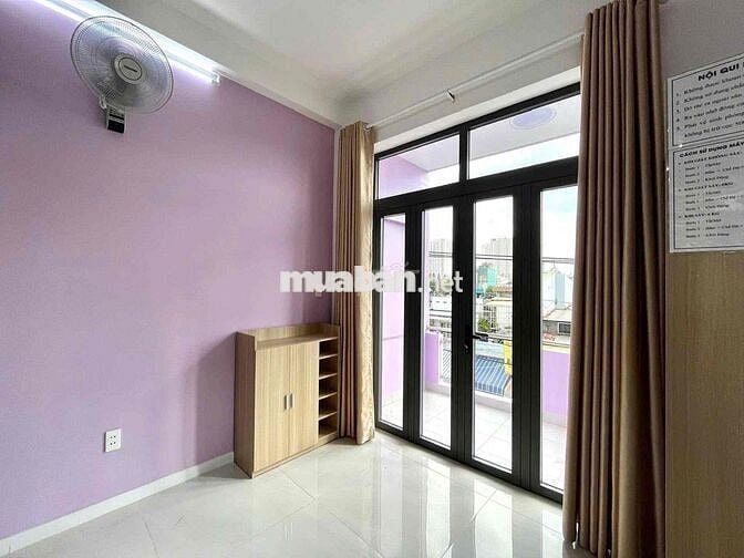 Cho Thuê Căn Hộ Ban Công - Máy Giặt Riêng - Gần Quận 1 - Gần ULAW, VLU