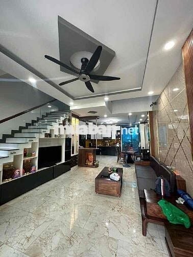 NHÀ BÁN 4 lầu KDC ĐÀO SƯ TÍCH FULL NỘI THẤT CAO  CẤP HIẾM CĂN BÁN
