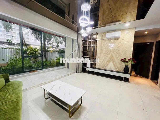 🍀🍀 Nhà Cho Thuê Nguyên Căn Sân Vườn Hoàng Quốc Việt - Quận 7  - DT : 1