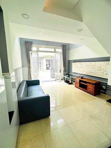 Bán nhà 4 tầng giá 7,2 tỷ phường Bình Trưng TP HCM