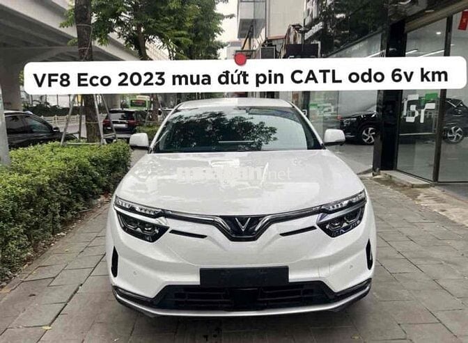 VinFast VF8 2023 - 49000 km