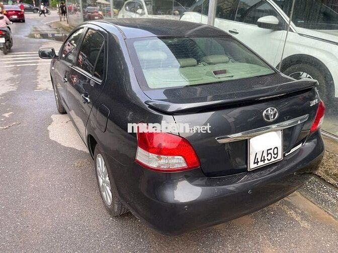 Toyota Yaris 2009 1.3AT