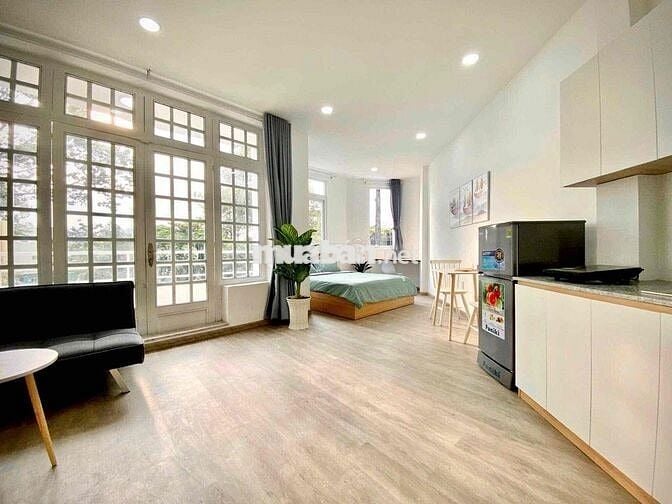 STUDIO BANCOL THANG MÁY ngay Đh Y dược, Bách khoa