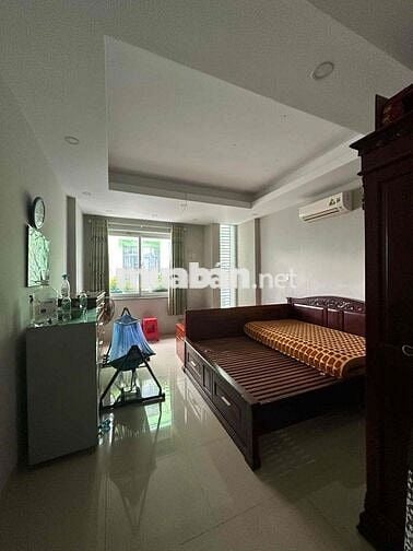 Chính Chủ bán nhà đẹp , Hẻm xe hơi Lê trọng tấn