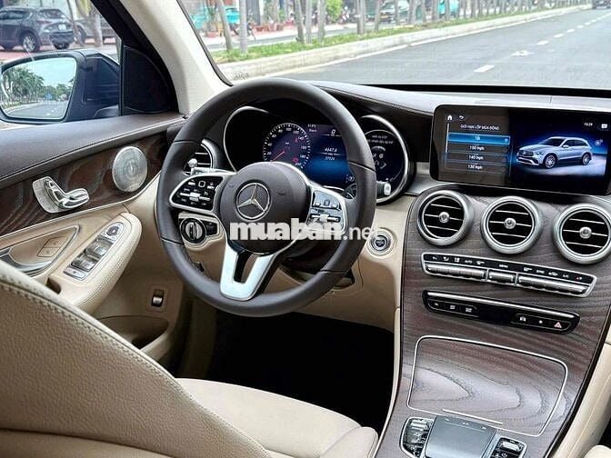 Mercedes Benz GLC 200 4matic model 2022 1 chủ