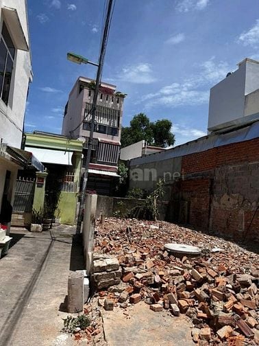 Bán đất hẻm 2 mặt tiền Lê Hồng Phong, P Nam Nha Trang. Giá 2,19 tỷ