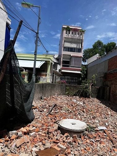Bán đất hẻm 2 mặt tiền Lê Hồng Phong, P Nam Nha Trang. Giá 2,19 tỷ