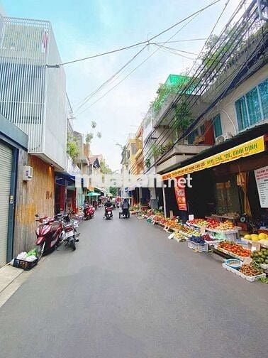 Khu hiếm nhà bán _vuông vức nở hậu _2 tầng BTCT _2măt hẻm xe hơi  _