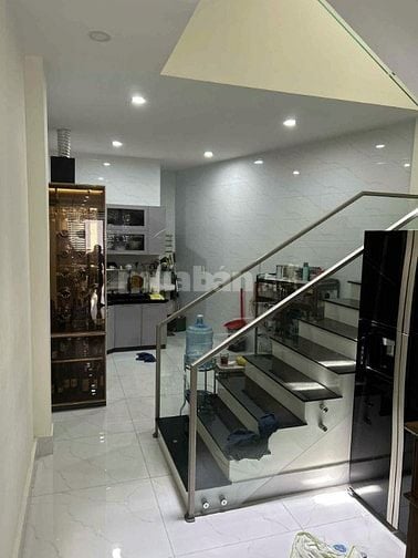 Chính Chủ Bán Nhà Hẻm 6 Mét 182M Lê Thị Bạch Cát, P11, Q11