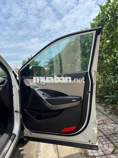 Hyundai SantaFe 2016 - 95000 km một chủ từ rất đẹp